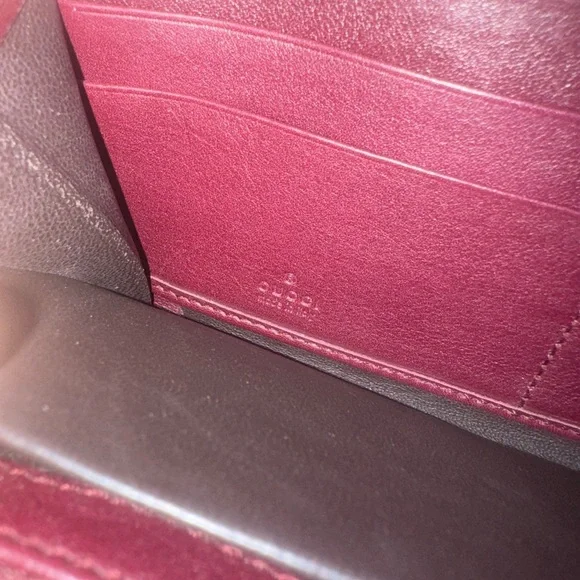 Gucci rare Python embossed Zip Wallet like new condition w/box - Picture 6 of 7